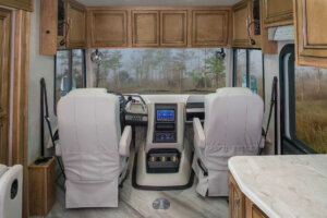 17_cabinetry_abooveseatBounder33C_MY22Quicksilver_E_Chestnut1071-min-scaled