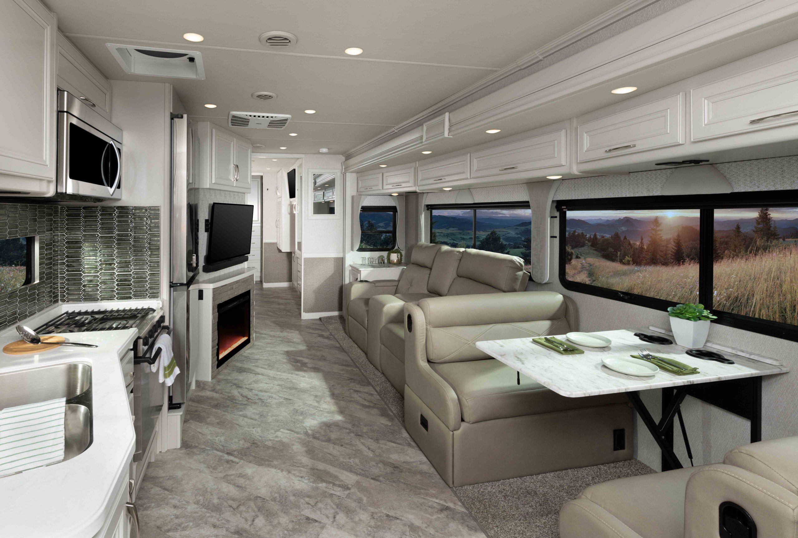 2023 Bounder Greatest Selling Class A Gas RV Fleetwood RV