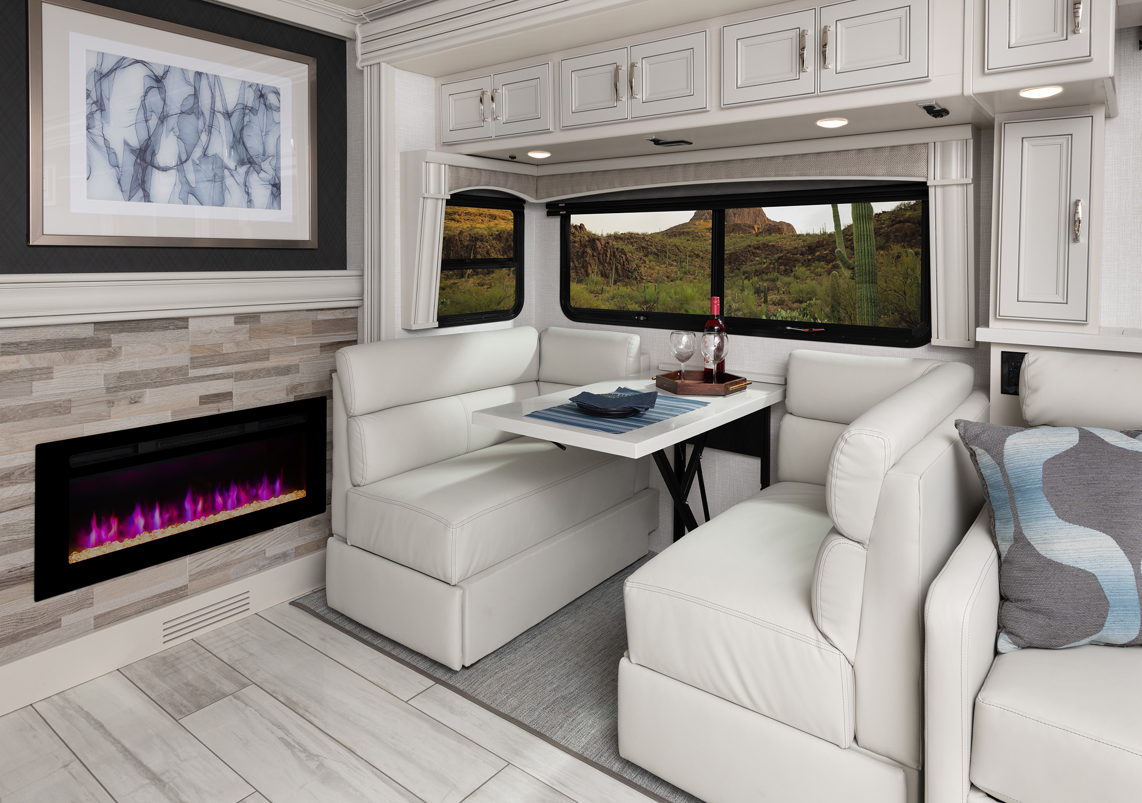 2024 Discovery Most SoughtAfter Class A Diesel Fleetwood RV