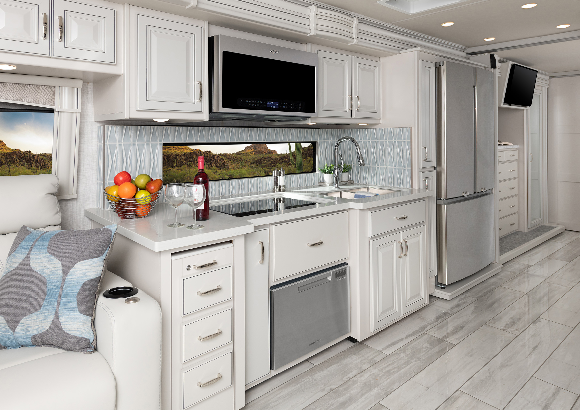 2024 Discovery Most SoughtAfter Class A Diesel Fleetwood RV